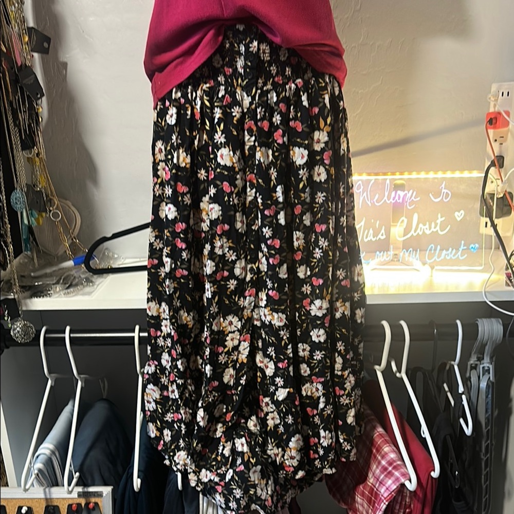 No.128 Patrons of Peace Black and White Ruched Bubble Maxi Skirt